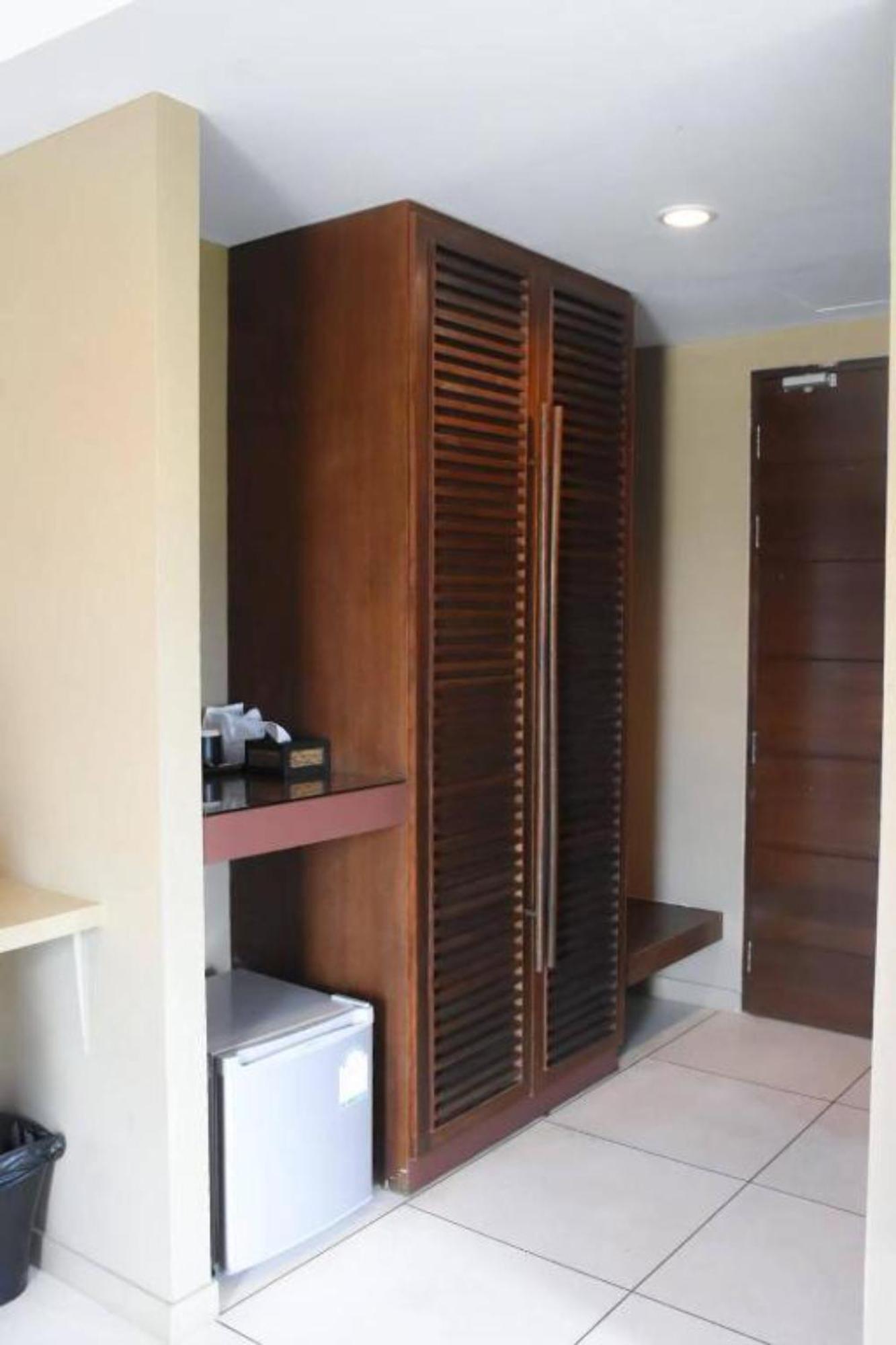 Coco Boutique Hotel Patong Esterno foto